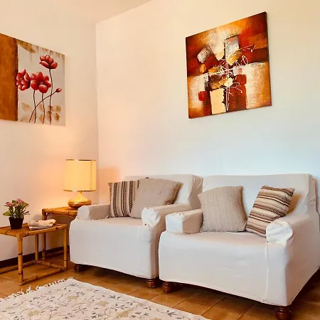 Azalea Apt *